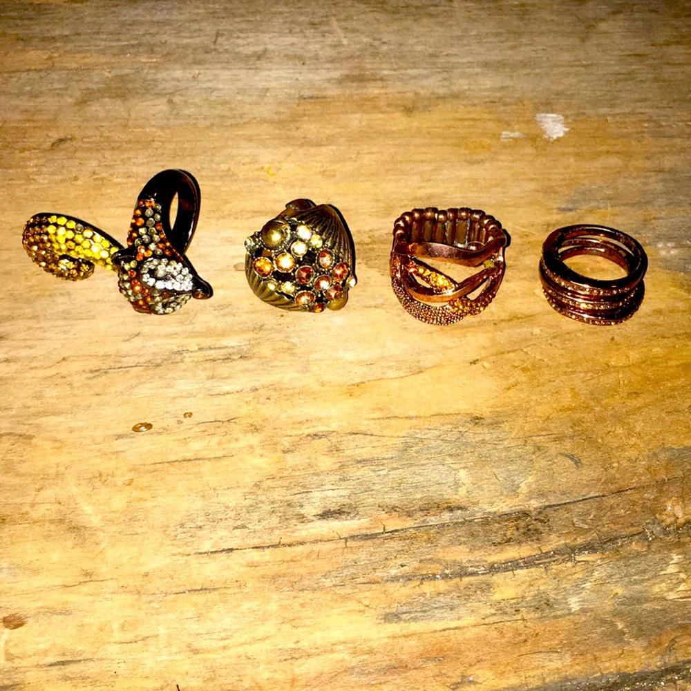 Lot of 4 costume jewelry copper rings